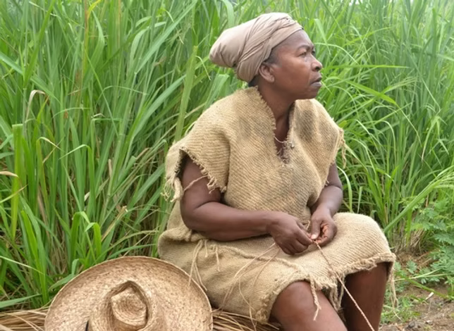 Comédienne jouant une pièce